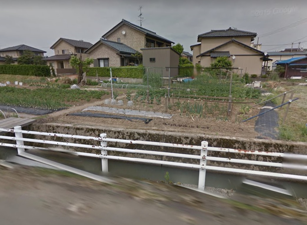 [福井市] 和田の用水路を挟んだ土地の売却